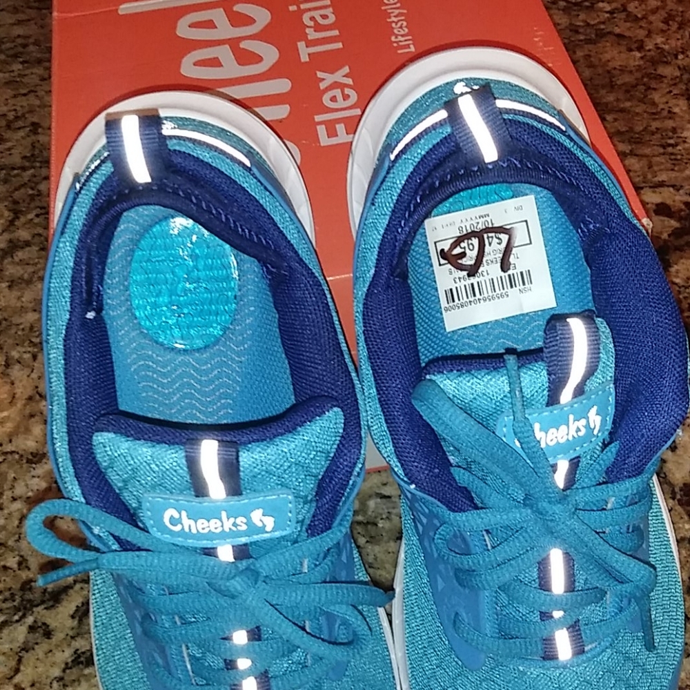 0903 Cheeks Flex Trainer Sneakers - Picture 5 of 8